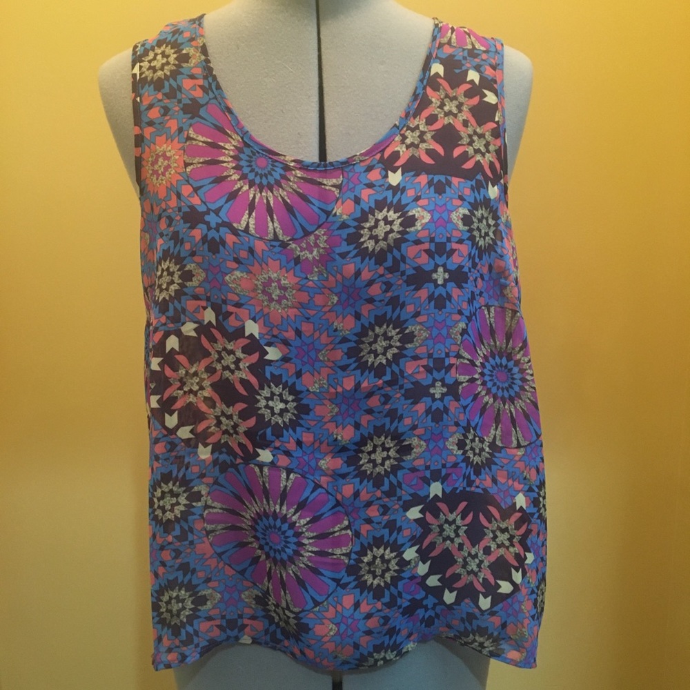 Francesca’s pattern tank top